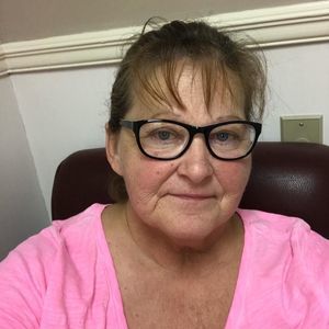 Meet your Posher, Annette